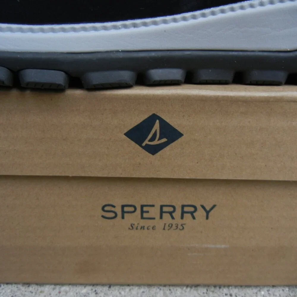 Sperry Duck Boots Waterproof Mens Size 11.5 NEW